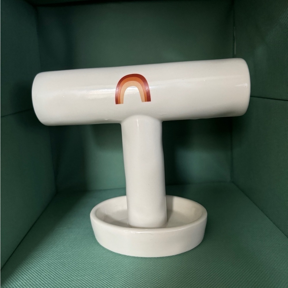 Rae Dunn Bracelet Holder. By Magenta.